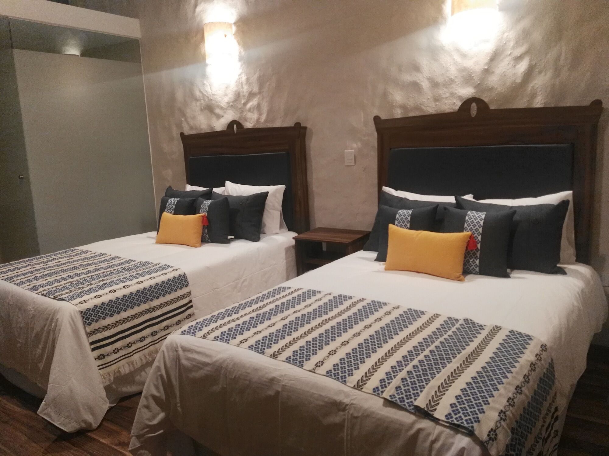 Hotel Milagro, Puebla Centro エクステリア 写真
